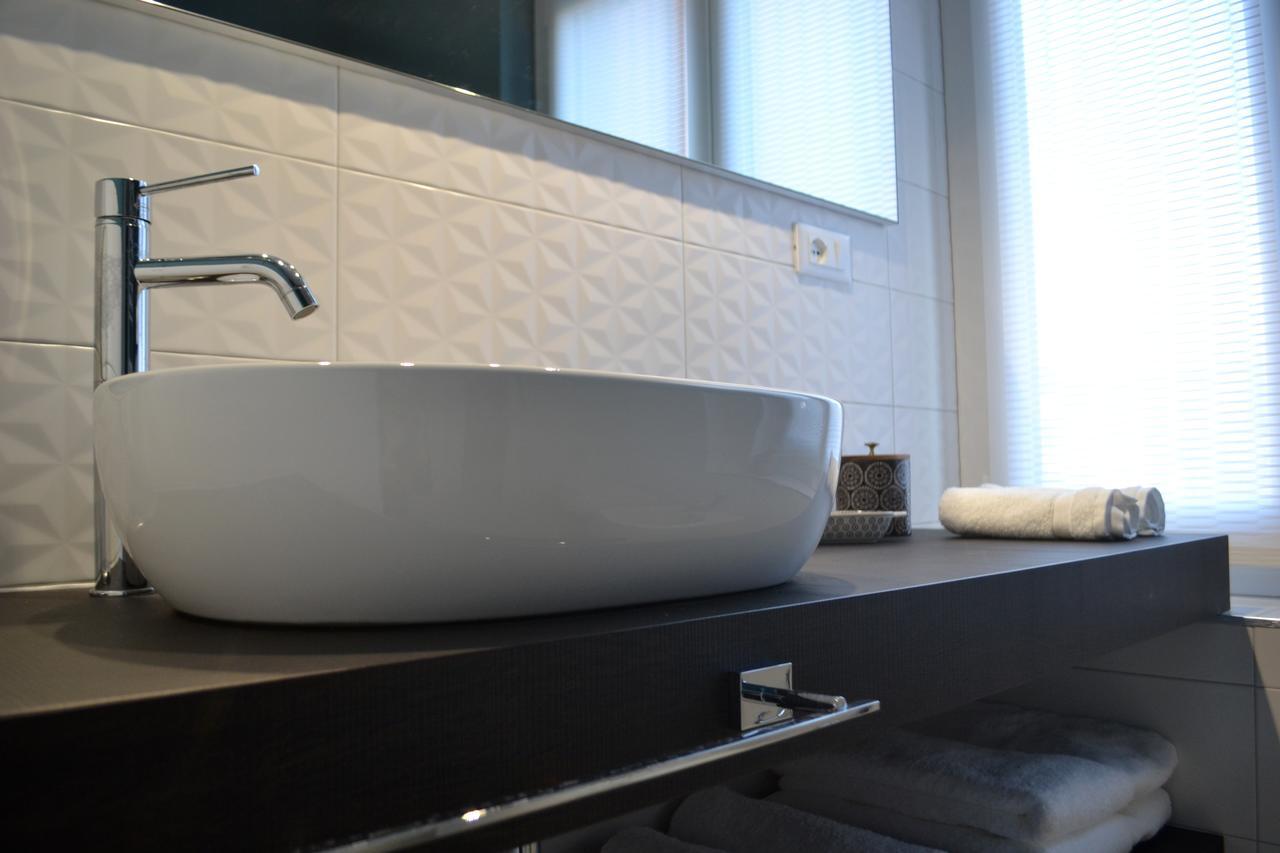 Miachi Hotel Монтеросо ал Маре Екстериор снимка